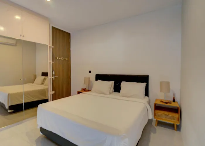 Stylish 4br With Private Pool In Batu Bolong