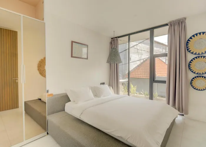 Stylish 4br With Private Pool In Batu Bolong Canggu