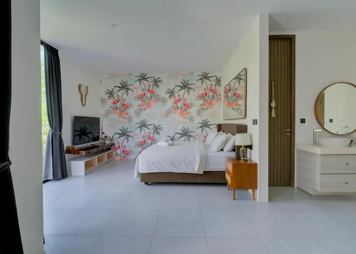 Villa Stylish 4br With Private Pool In Batu Bolong Canggu