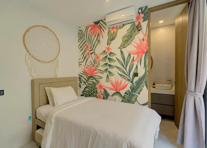 Villa Stylish 4br With Private Pool In Batu Bolong
