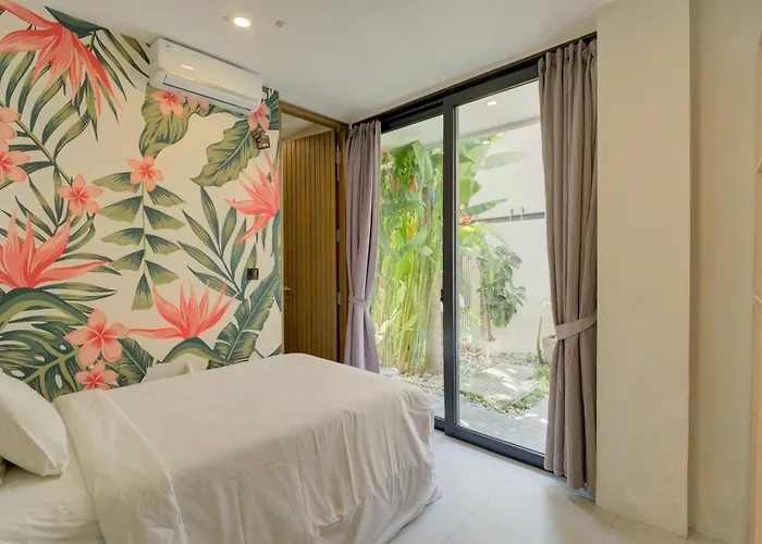 Stylish 4br With Private Pool In Batu Bolong * Canggu