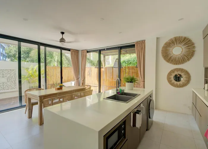 Villa Stylish 4br With Private Pool In Batu Bolong