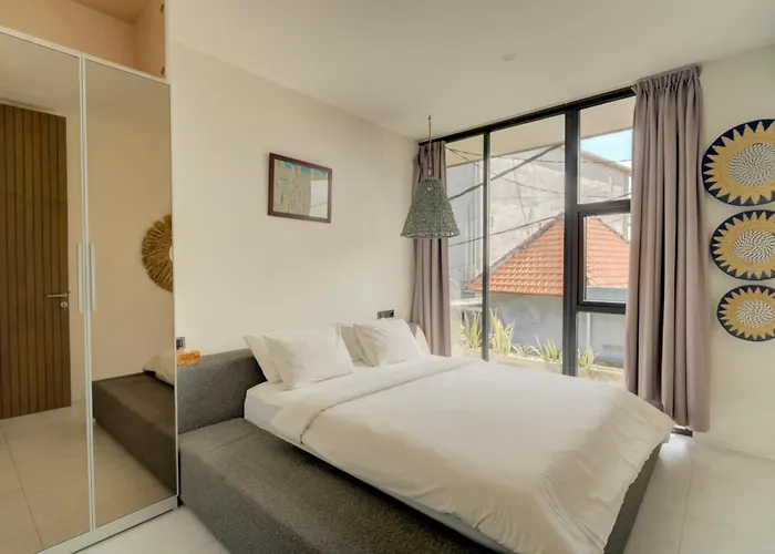 Stylish 4br With Private Pool In Batu Bolong Canggu